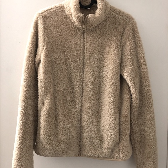 Uniqlo fluffy yarn fleece full-zip jacket